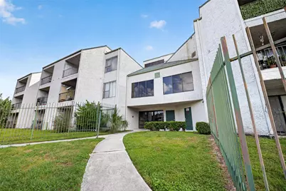 2814 S Bartell Drive #9, Houston, TX 77054 - Photo 3