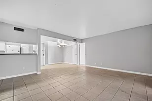 2814 S Bartell Dr, Houston, TX 77054 - Photo 3