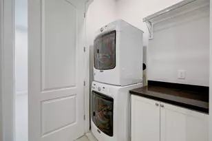 1041 Ashland St, Houston, TX 77008 - Photo 13