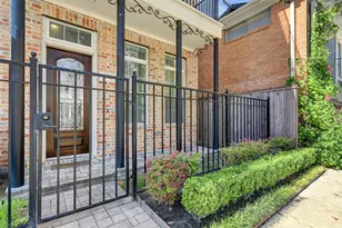 1041 Ashland St, Houston, TX 77008 - Photo 3