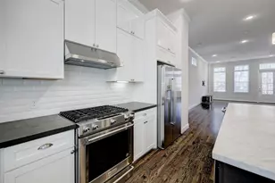 1041 Ashland St, Houston, TX 77008 - Photo 13