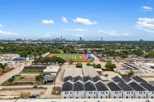 1928 Purswell Rd, Houston, TX 77055 - Photo 33