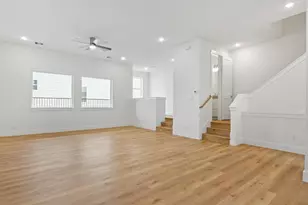 1928 Purswell Rd, Houston, TX 77055 - Photo 9