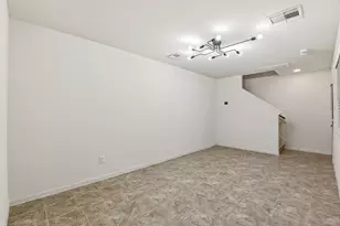 3209 Clearview Cir, Houston, TX 77025 - Photo 11