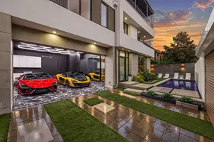 1310 Nantucket Dr, Houston, TX 77057 - Photo 37