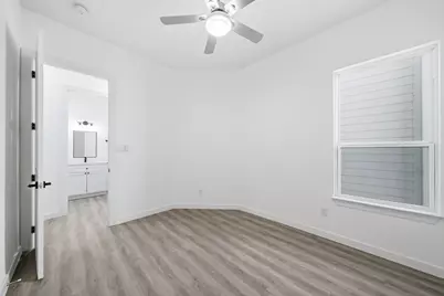 111 Capetown Way, Conroe, TX 77356 - Photo 25