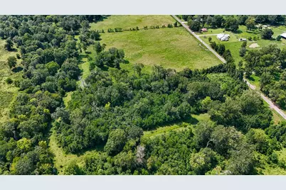 1401 County Road 2061, Hull, TX 77564 - Photo 21