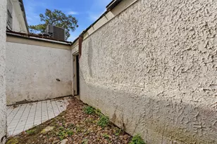 12411 W Village Dr, Houston, TX 77039 - Photo 21