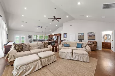 20253 Lakeshore Drive, Thornton, TX 76687 - Photo 11