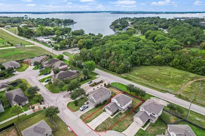 10933 S Lake Mist Lane, Willis, TX 77318 - Photo 15