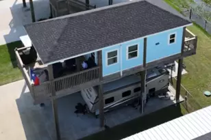 113 Ocean Tide Dr, Crystal Beach, TX 77650 - Photo 27