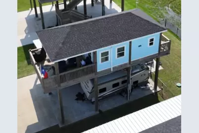 113 Ocean Tide Drive, Crystal Beach, TX 77650 - Photo 27