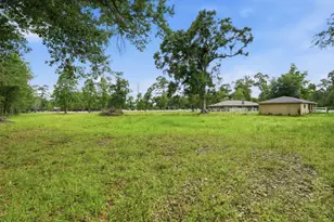 10240 Post Oak Dr, Conroe, TX 77385 - Photo 39
