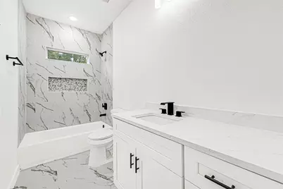 9316 Waller Street, Houston, TX 77012 - Photo 17