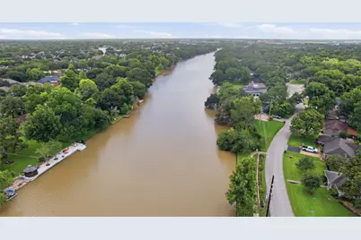 410 Kyle Street, Sugar Land, TX 77478 - Photo 43