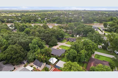 410 Kyle Street, Sugar Land, TX 77478 - Photo 41