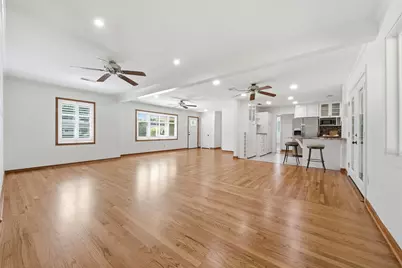 410 Kyle Street, Sugar Land, TX 77478 - Photo 5