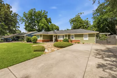 410 Kyle Street, Sugar Land, TX 77478 - Photo 3
