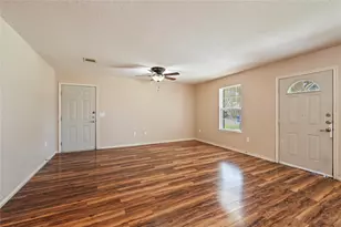 2621 31st Ave N, Texas City, TX 77590 - Photo 7