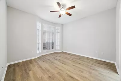 5353 Memorial Drive #3038, Houston, TX 77007 - Photo 5