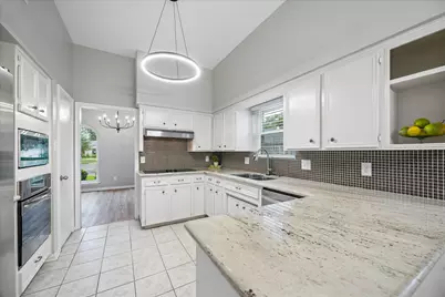 3007 Montford Court, Sugar Land, TX 77478 - Photo 9