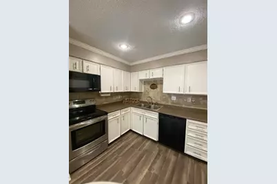 12046 Mighty Oak Drive, Houston, TX 77066 - Photo 11