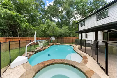 10 E White Willow Circle, The Woodlands, TX 77381 - Photo 27
