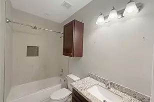 5005 Delano St, Houston, TX 77004 - Photo 9