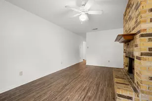 3004 Manor Ln, Huntsville, TX 77340 - Photo 5