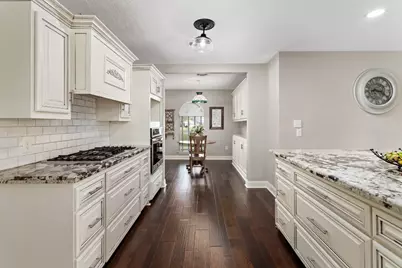 427 Pinemont Drive, Sour Lake, TX 77659 - Photo 7