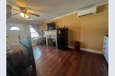 9500 Mayfield Avenue #C, Shiro, TX 77876 - Photo 9