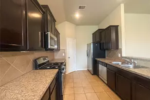 3407 Daniel Falls Ln, Katy, TX 77449 - Photo 5
