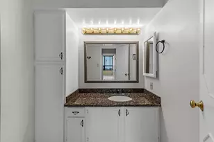 5150 Hidalgo St, Houston, TX 77056 - Photo 17