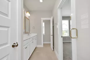 752 Strawberry Pines Ct, Houston, TX 77009 - Photo 33