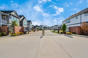 752 Strawberry Pines Ct, Houston, TX 77009 - Photo 45