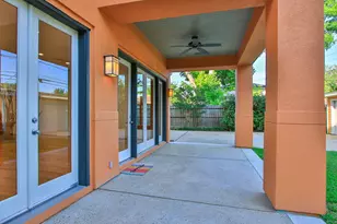 2409 Dorrington St, Houston, TX 77030 - Photo 41