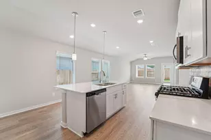 29130 Farmhouse Ests Dr, Waller, TX 77484 - Photo 7