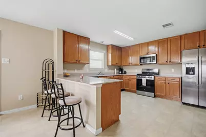 2727 Skyview Crest Court, Houston, TX 77047 - Photo 9