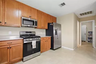 2727 Skyview Crest Ct, Houston, TX 77047 - Photo 11