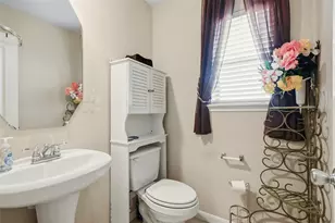 2727 Skyview Crest Ct, Houston, TX 77047 - Photo 13