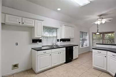 16926 Cobbler Crossing Drive, Sugar Land, TX 77498 - Photo 13