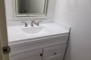 11002 Hammerly Blvd, Houston, TX 77043 - Photo 9