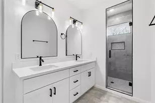7938 Kenton St, Houston, TX 77028 - Photo 23