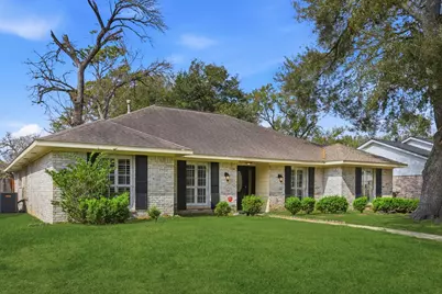 7215 Ridge Oak Drive, Houston, TX 77088 - Photo 3