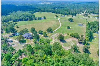 2 Highland Drive, Huntsville, TX 77320 - Photo 1