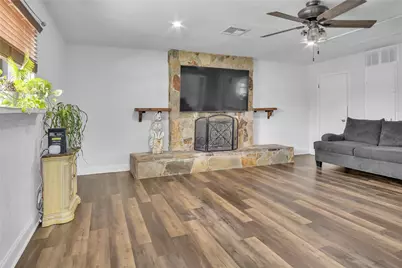 1103 Glenmore Drive, Pasadena, TX 77503 - Photo 9