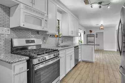 1103 Glenmore Drive, Pasadena, TX 77503 - Photo 11