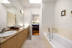 5503 Blossom St, Houston, TX 77007 - Photo 15
