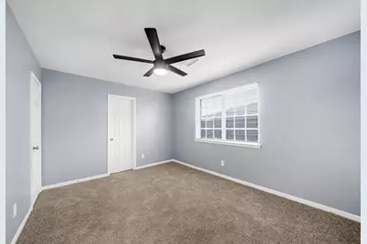 11202 Waxwing Street, Houston, TX 77035 - Photo 5