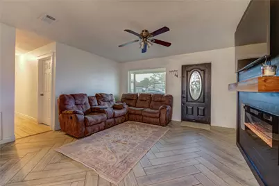 7706 Colston Place, Santa Fe, TX 77510 - Photo 5